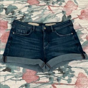 Pilcro Slim Boyfriend Short